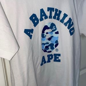 A Bathing Ape tee
Ladies xs 
Brand new